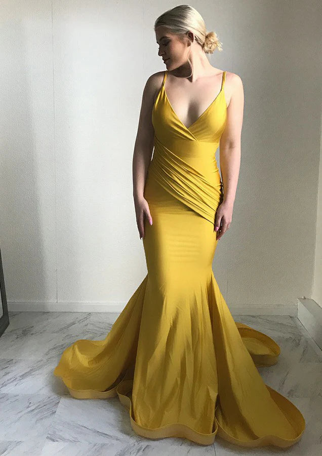 Sexy ärmelloses, rückenfreies Jersey-Ballkleid mit Hofschleppe und V-Ausschnitt